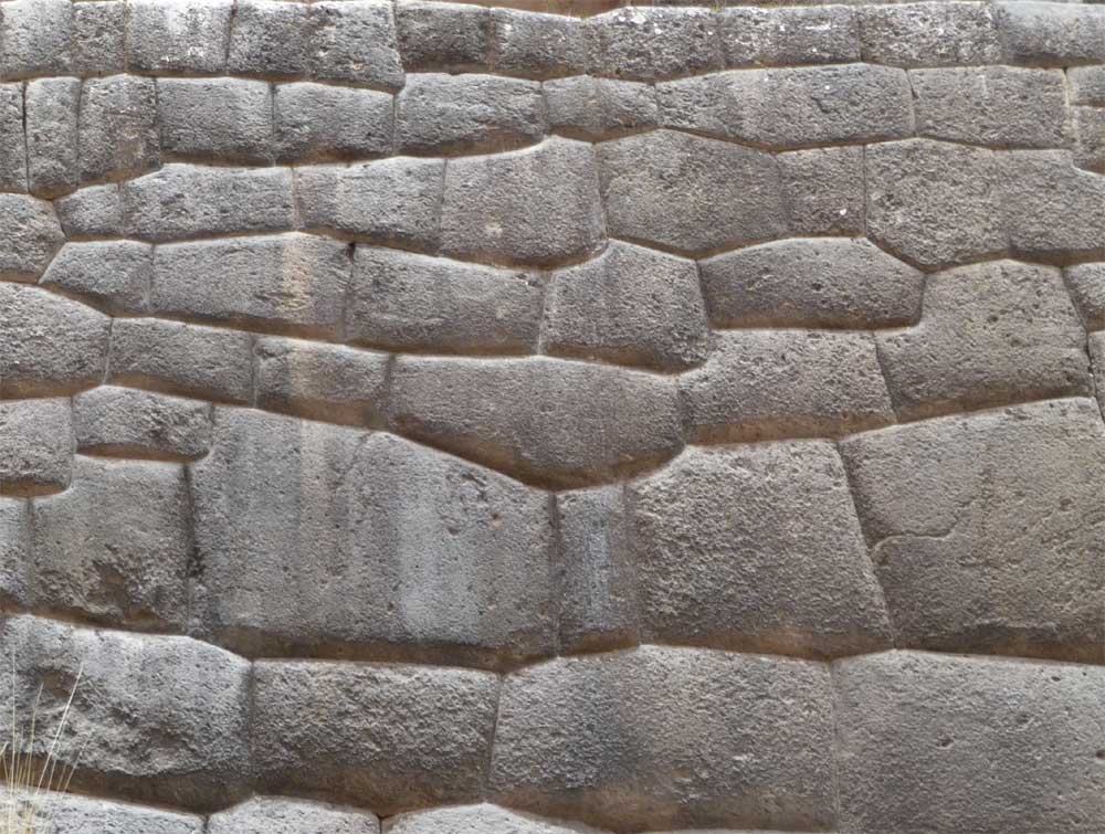 Inkafolkets stadiga murar