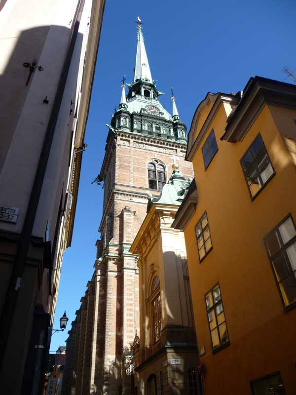 Tyska kyrkan taget från Västerlånggatan
